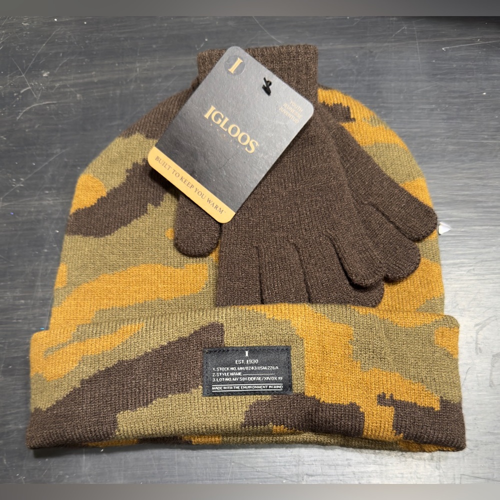 Igloos Youth Knit Beanie & Gloves Set One Size Winter Hat Matching Set Warm NWT